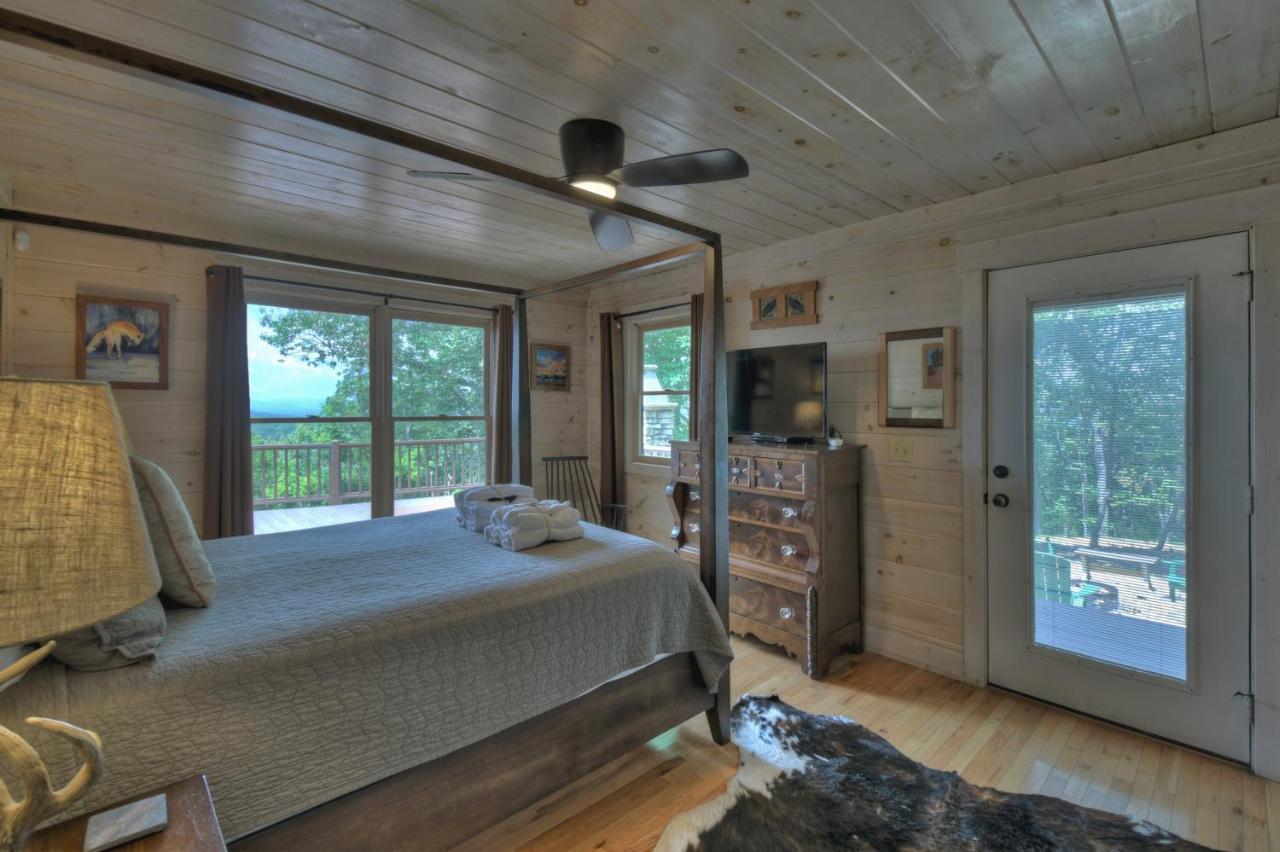Morganton Champagne Chalet - Cuddleup 빌라 외부 사진